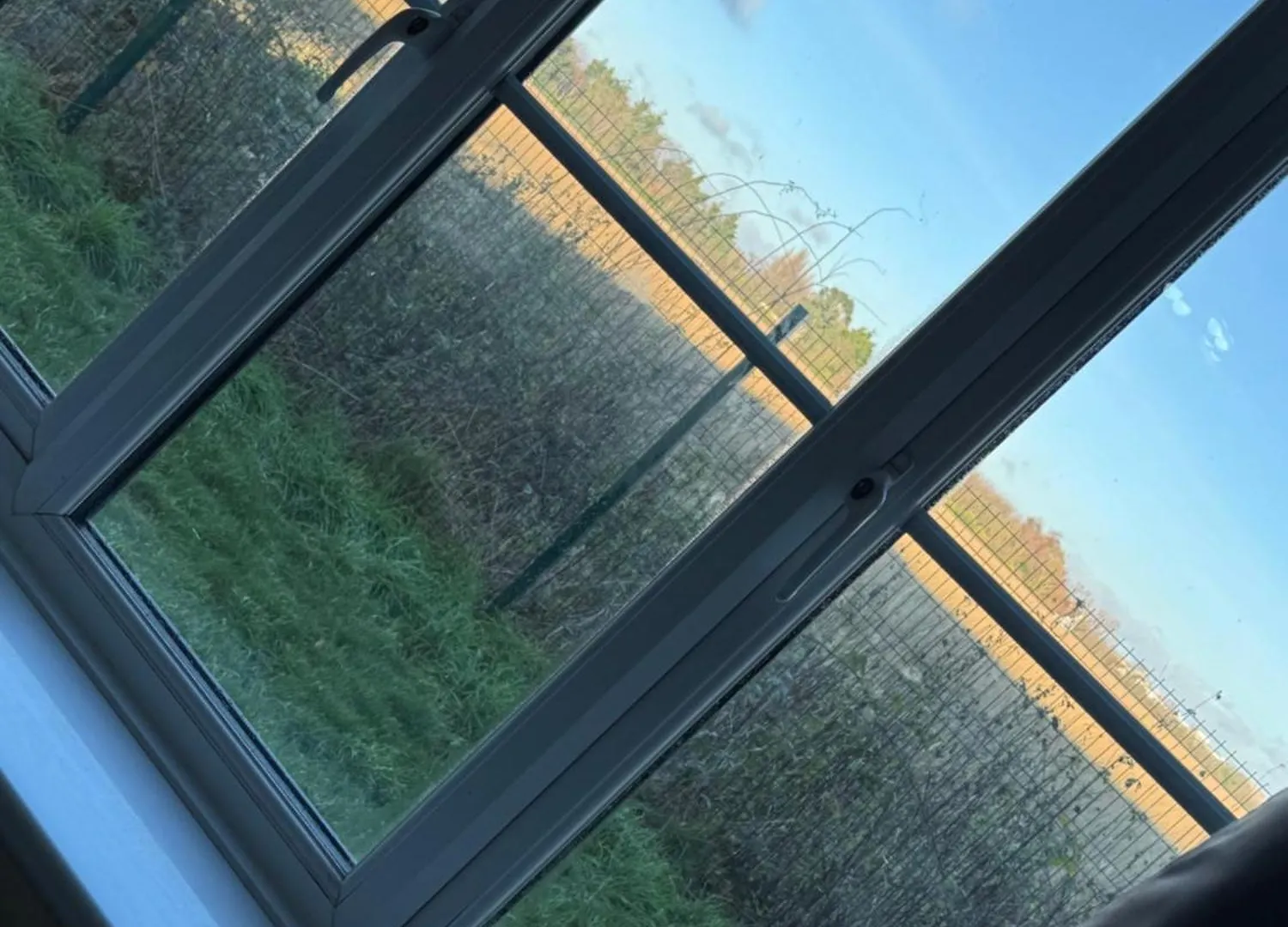 Cozy Studio Flat Near Heathrow 하몬드스워스